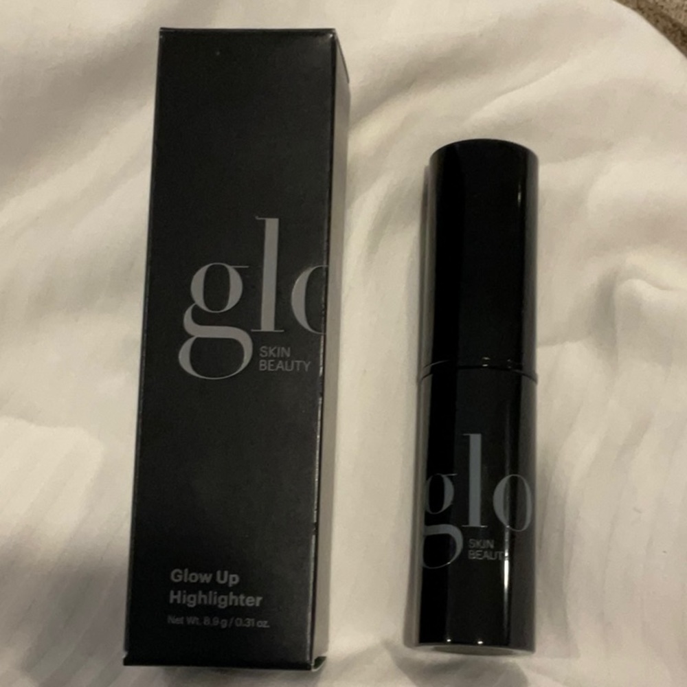 GLO SKIN BEAUTY GLOW UP HIGHLIGHTER FULL SIZE